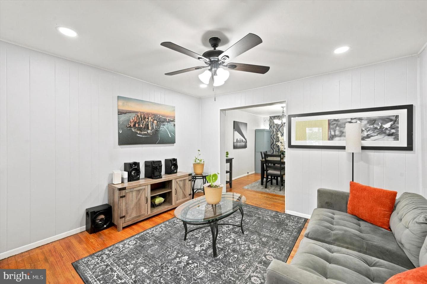 510 Millbank Road photo 4