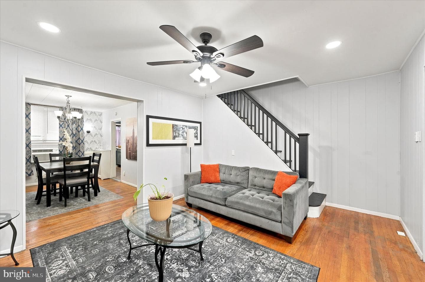 510 Millbank Road photo 5