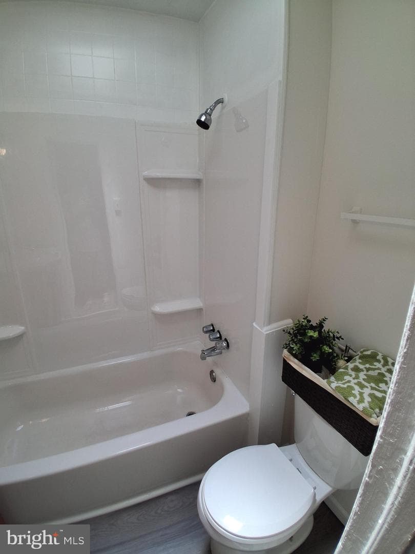 1412 W 9th Street photo 10
