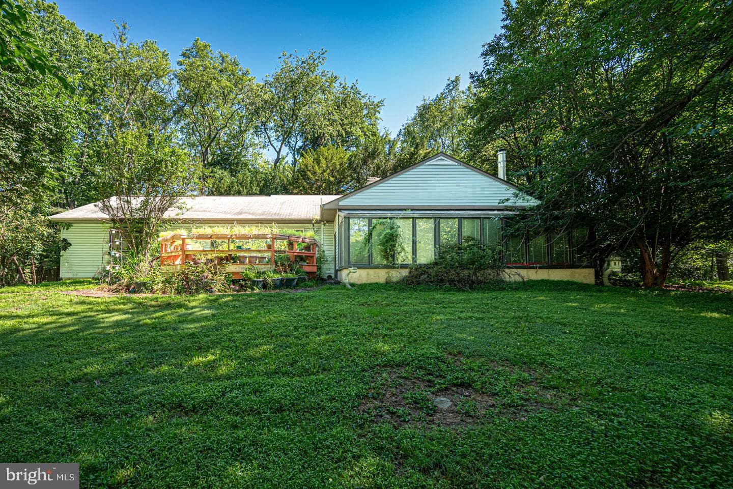 220 Harvey Road photo 6