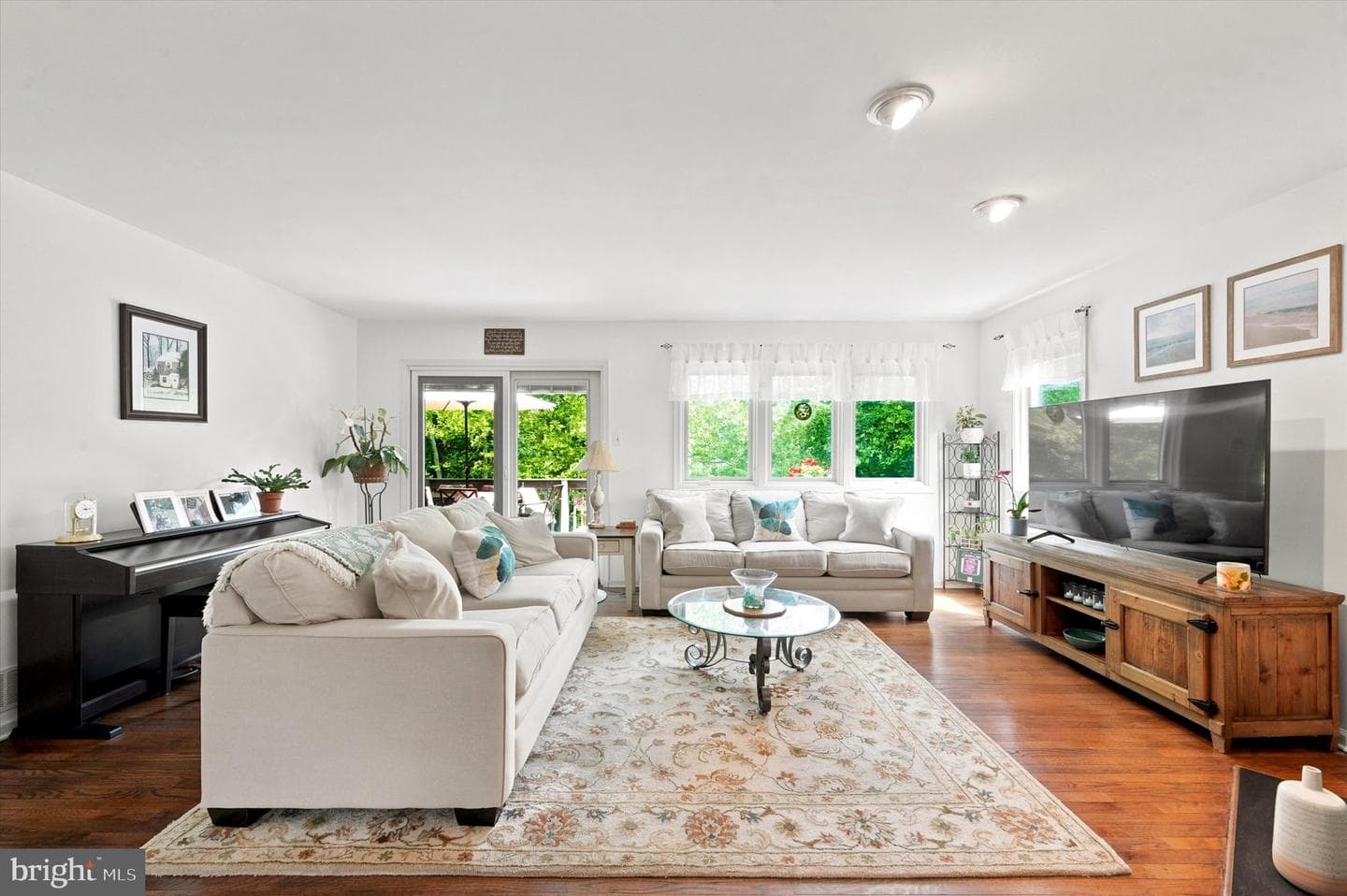 12 Kincaid Court photo 4