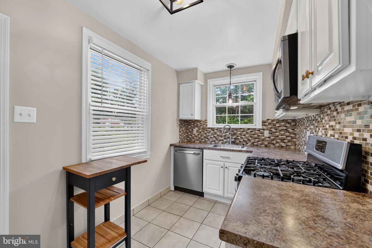 4818 Woodland Avenue photo 11