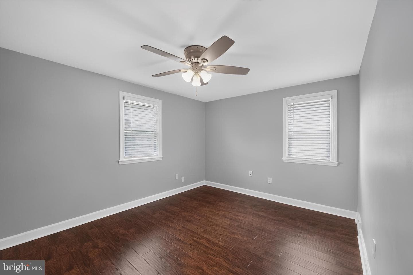 4818 Woodland Avenue photo 17