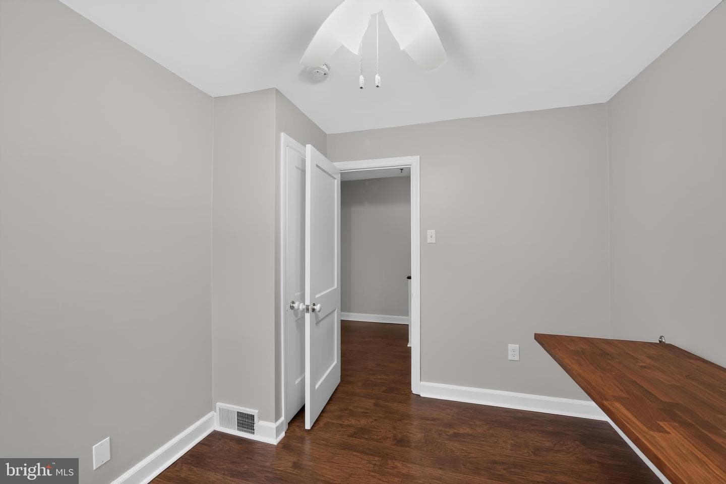 4818 Woodland Avenue photo 22