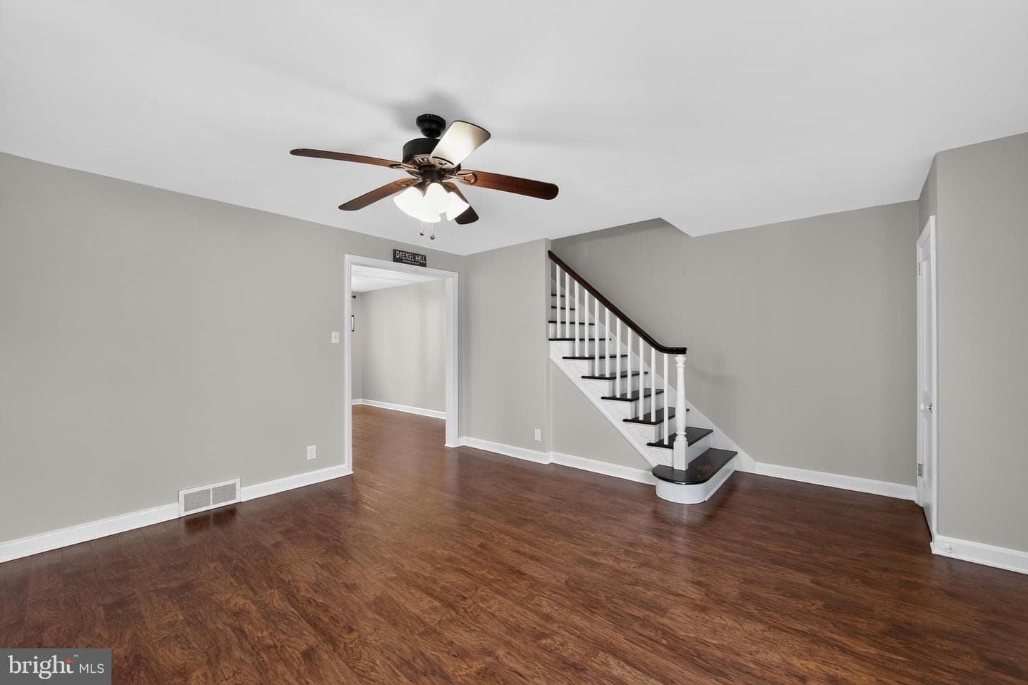 4818 Woodland Avenue photo 5