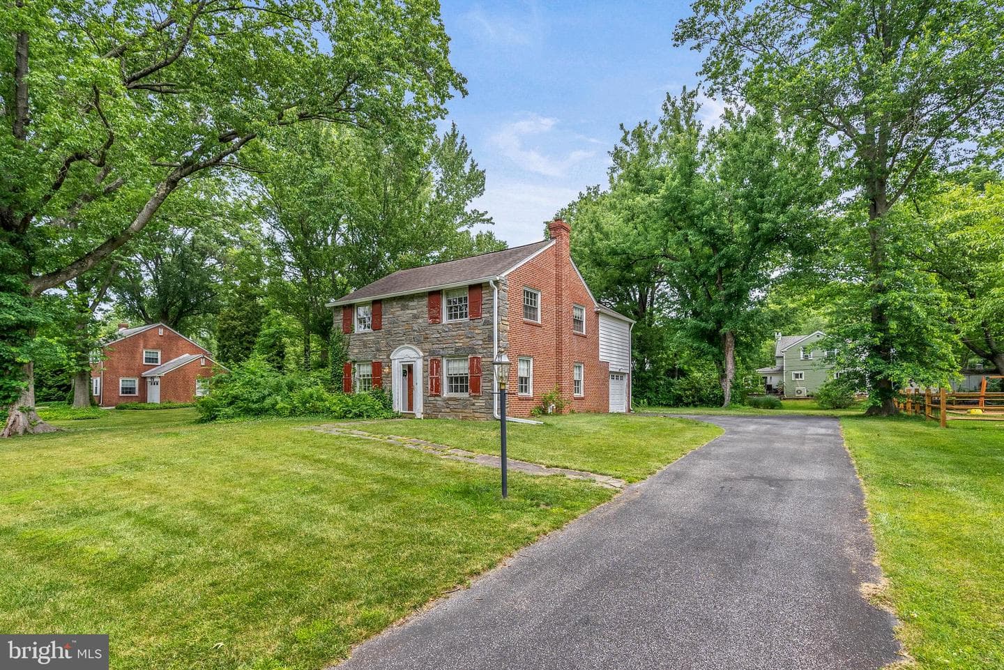402 Hawthorne Road, Wallingford