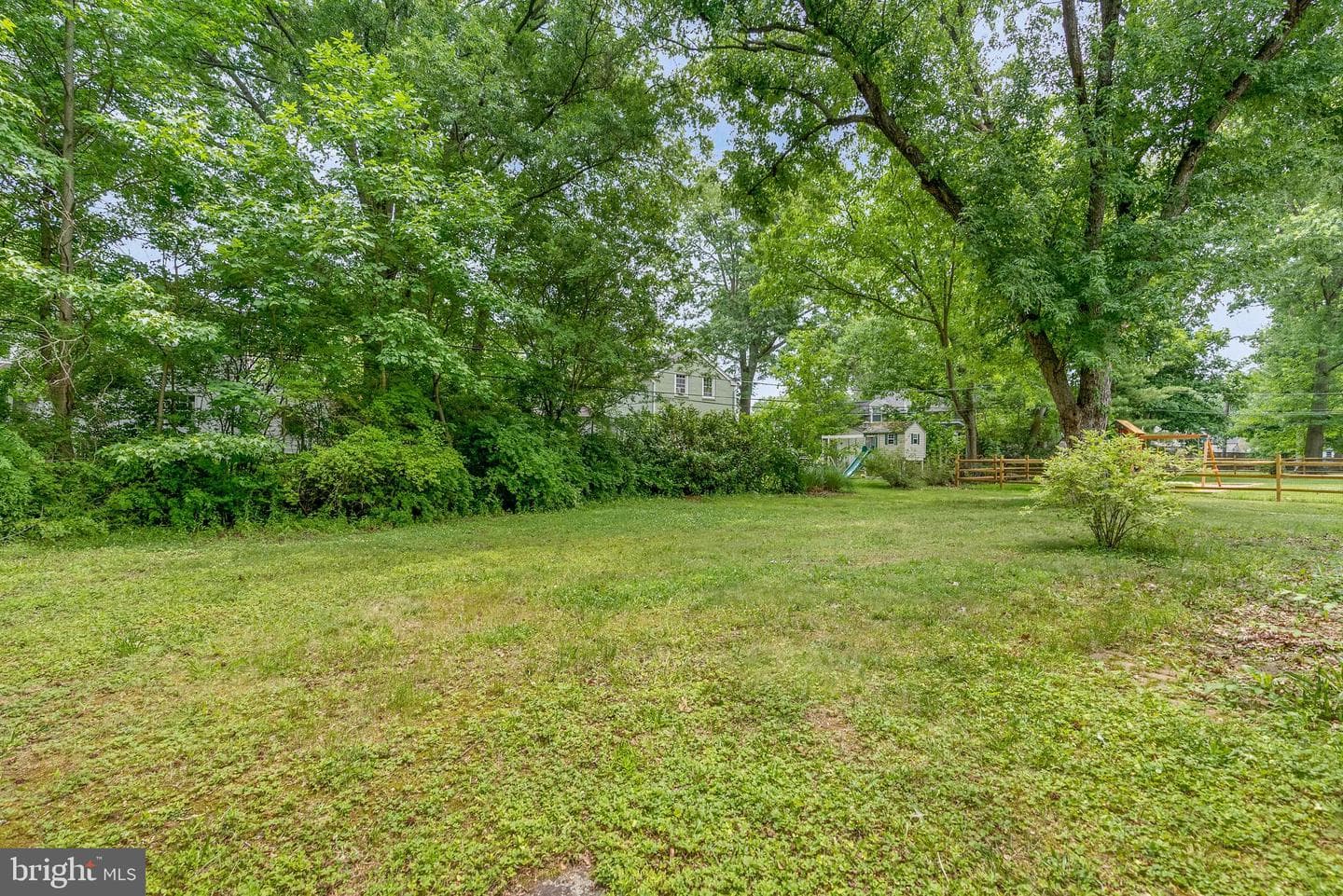 402 Hawthorne Road photo 21