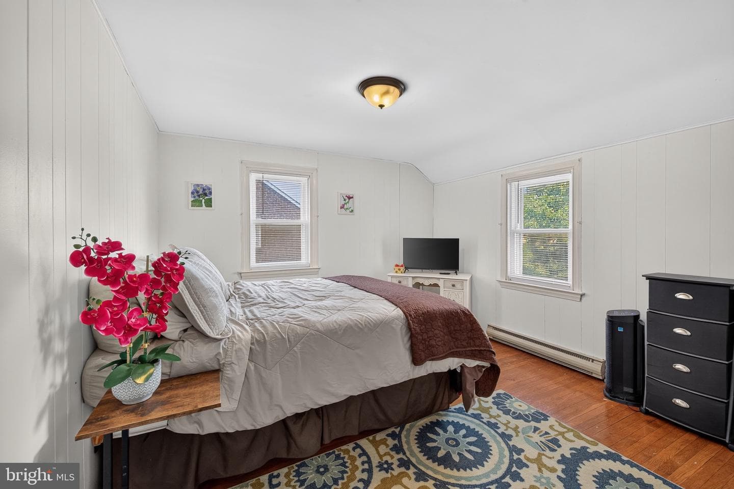 560 Holmes Road photo 30