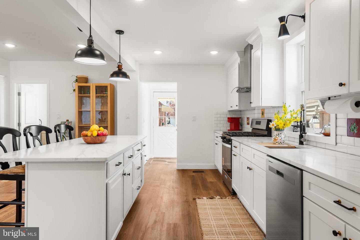 606 Valley Road photo 19