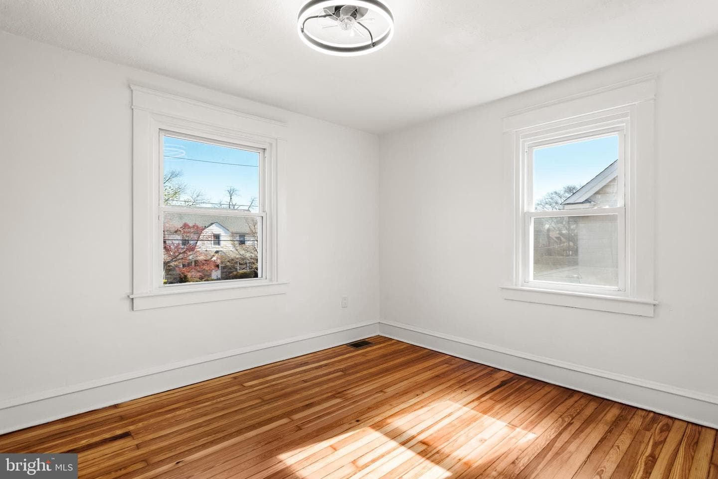 606 Valley Road photo 24