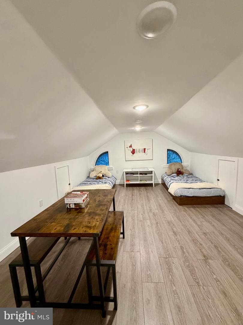 606 Valley Road photo 31