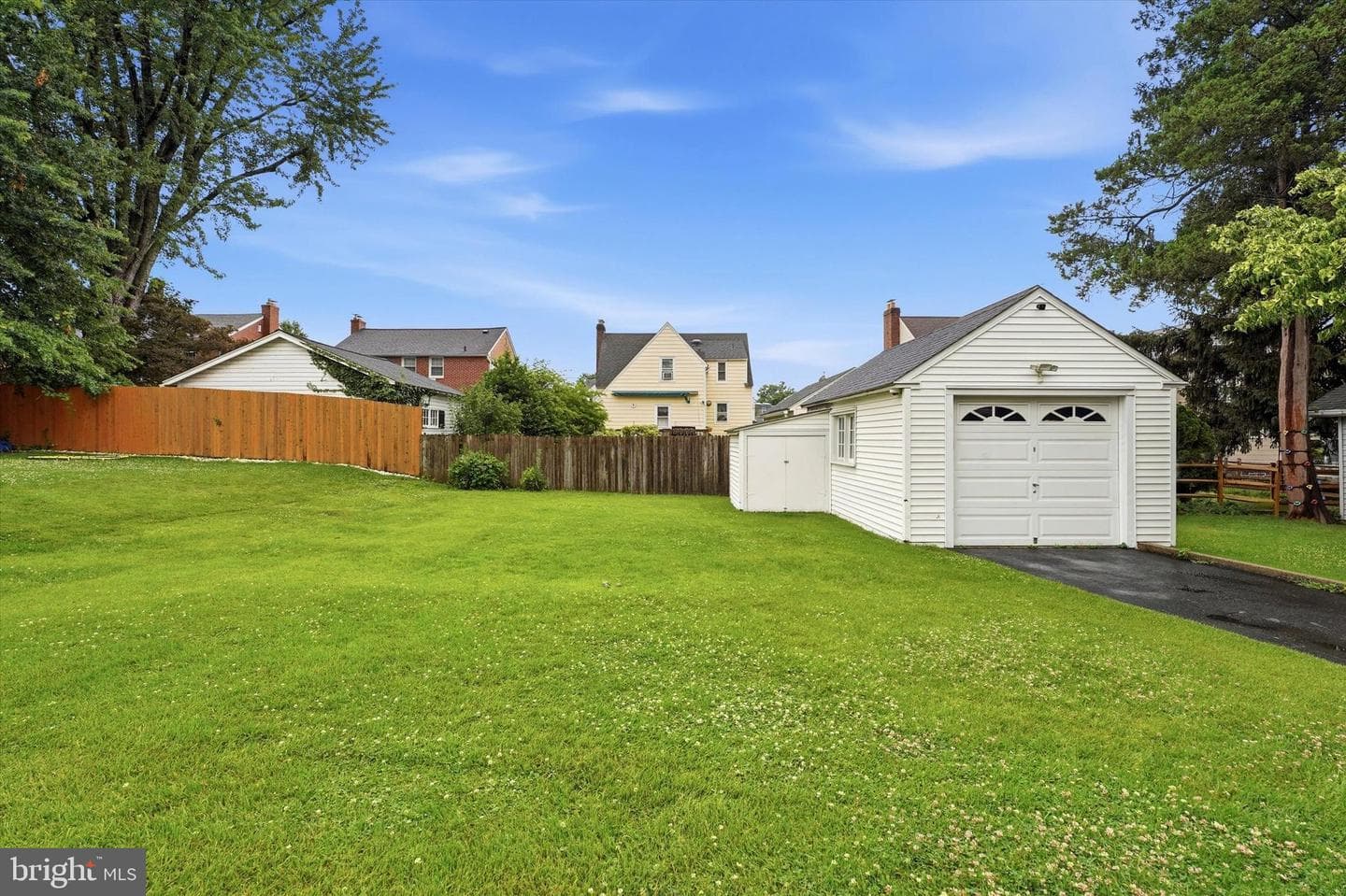 2434 Merwood Lane photo 26