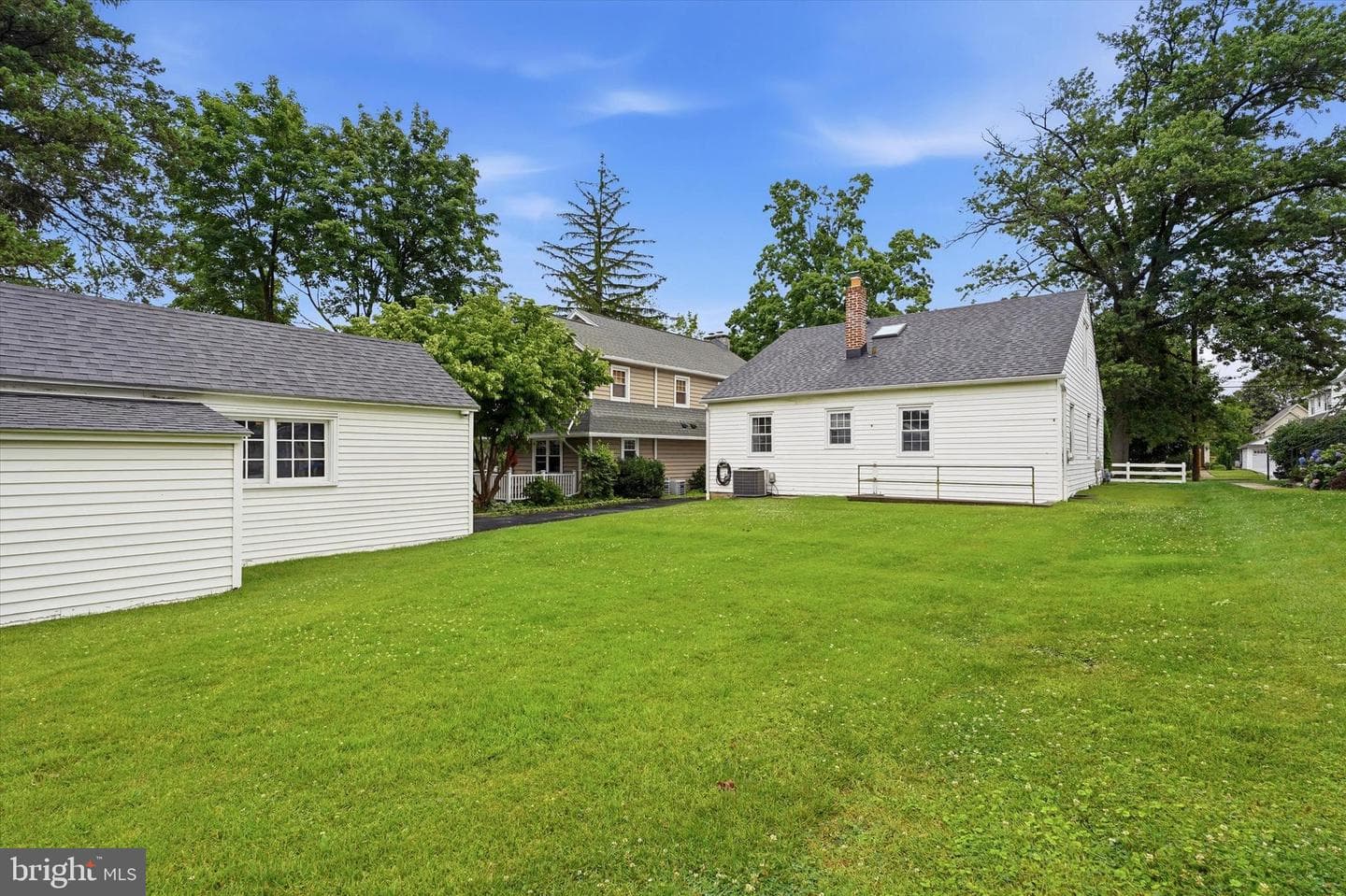 2434 Merwood Lane photo 27
