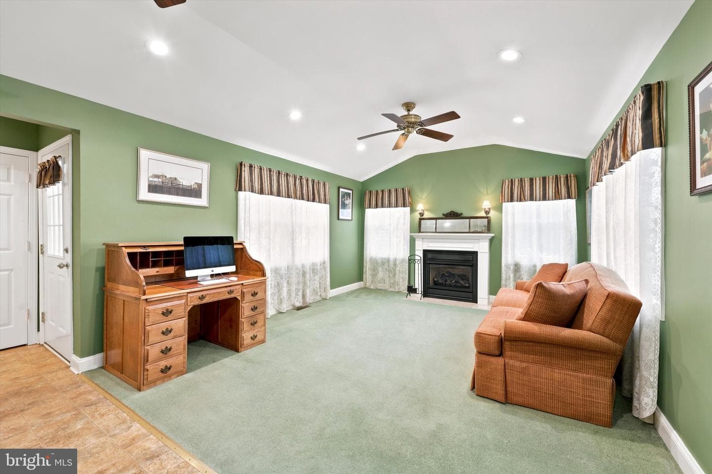 103 Wellington Road photo 3