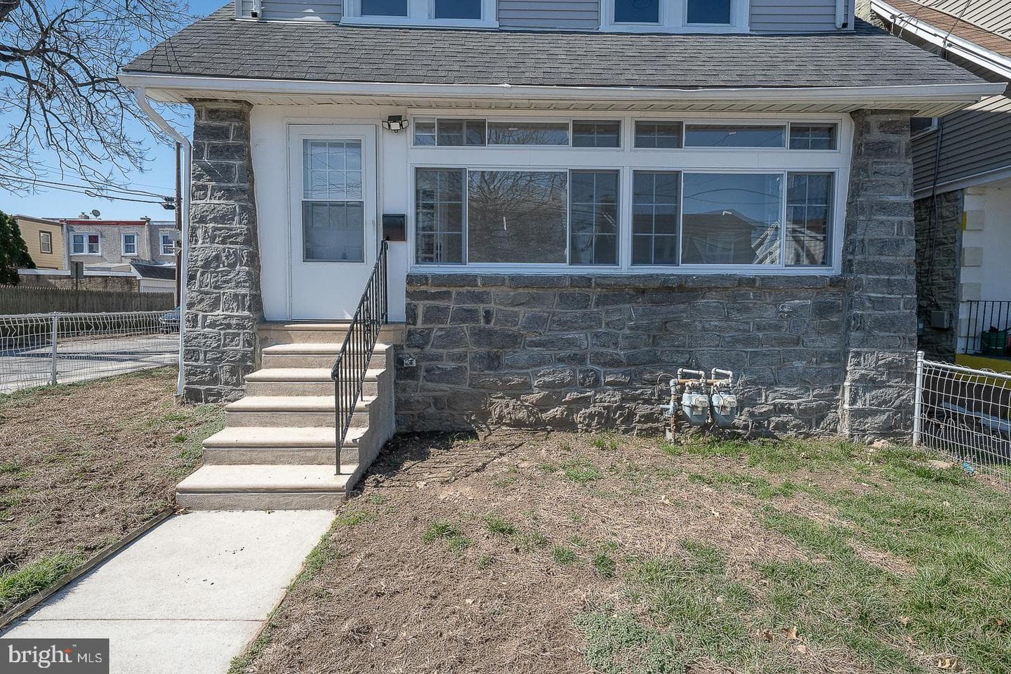 100 Englewood Road photo 12