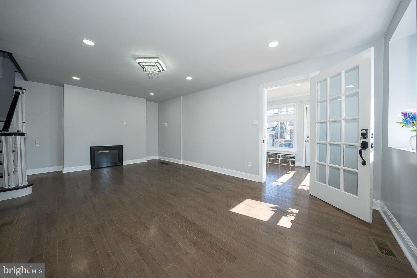 100 Englewood Road photo 14