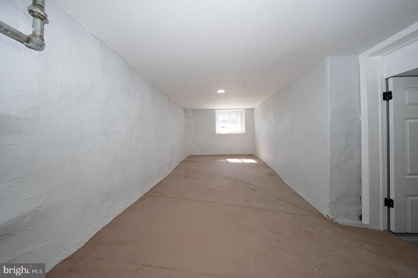 100 Englewood Road photo 64