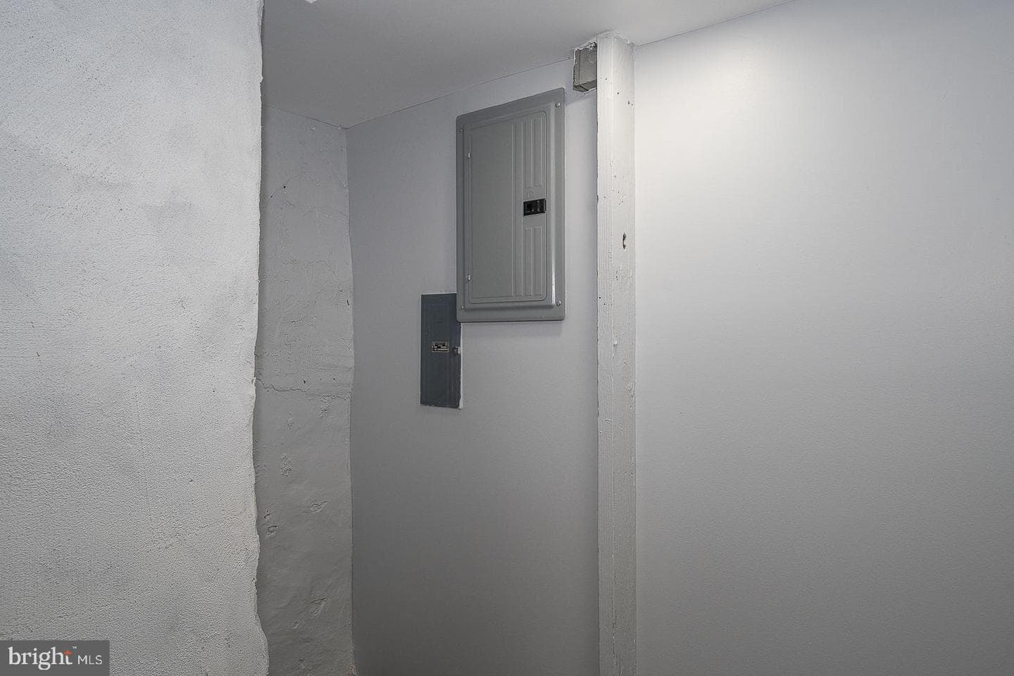 100 Englewood Road photo 67