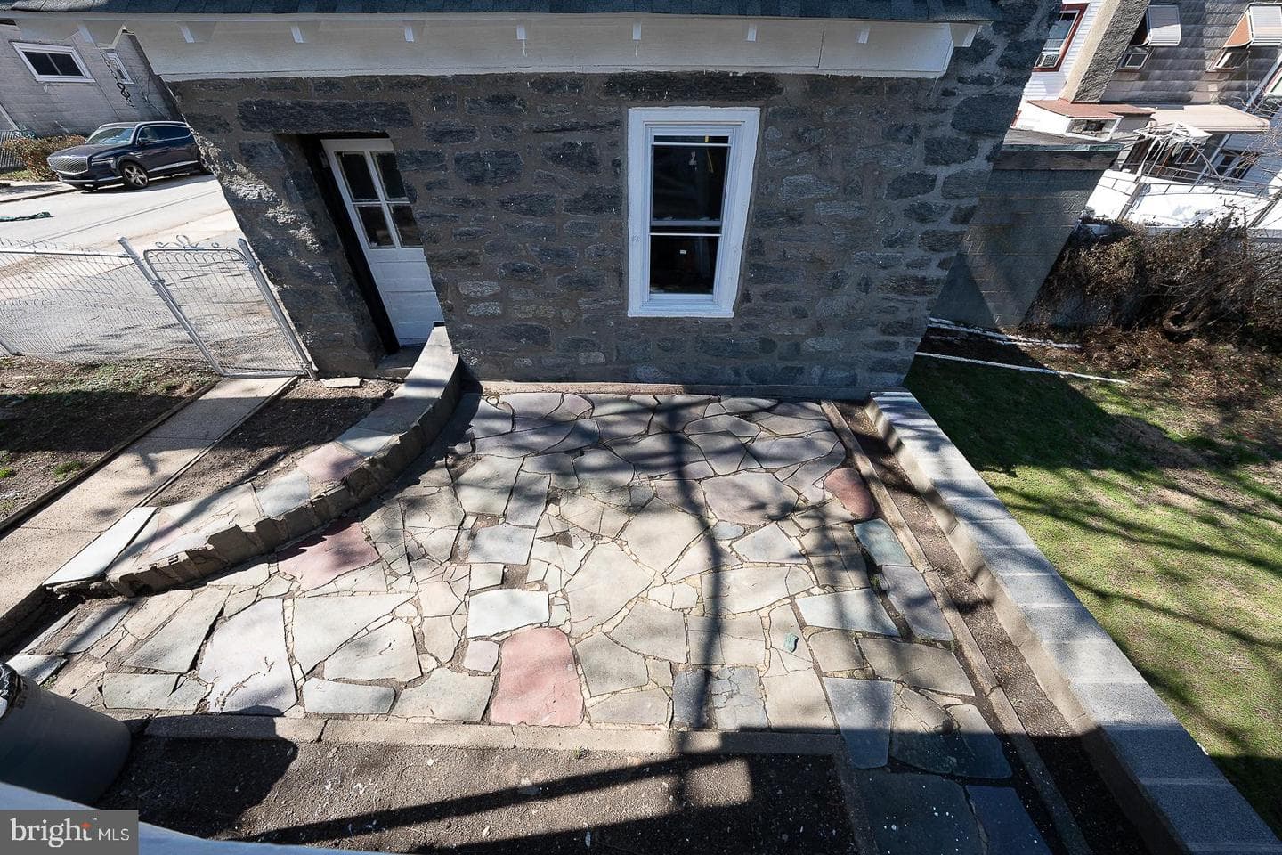 100 Englewood Road photo 86
