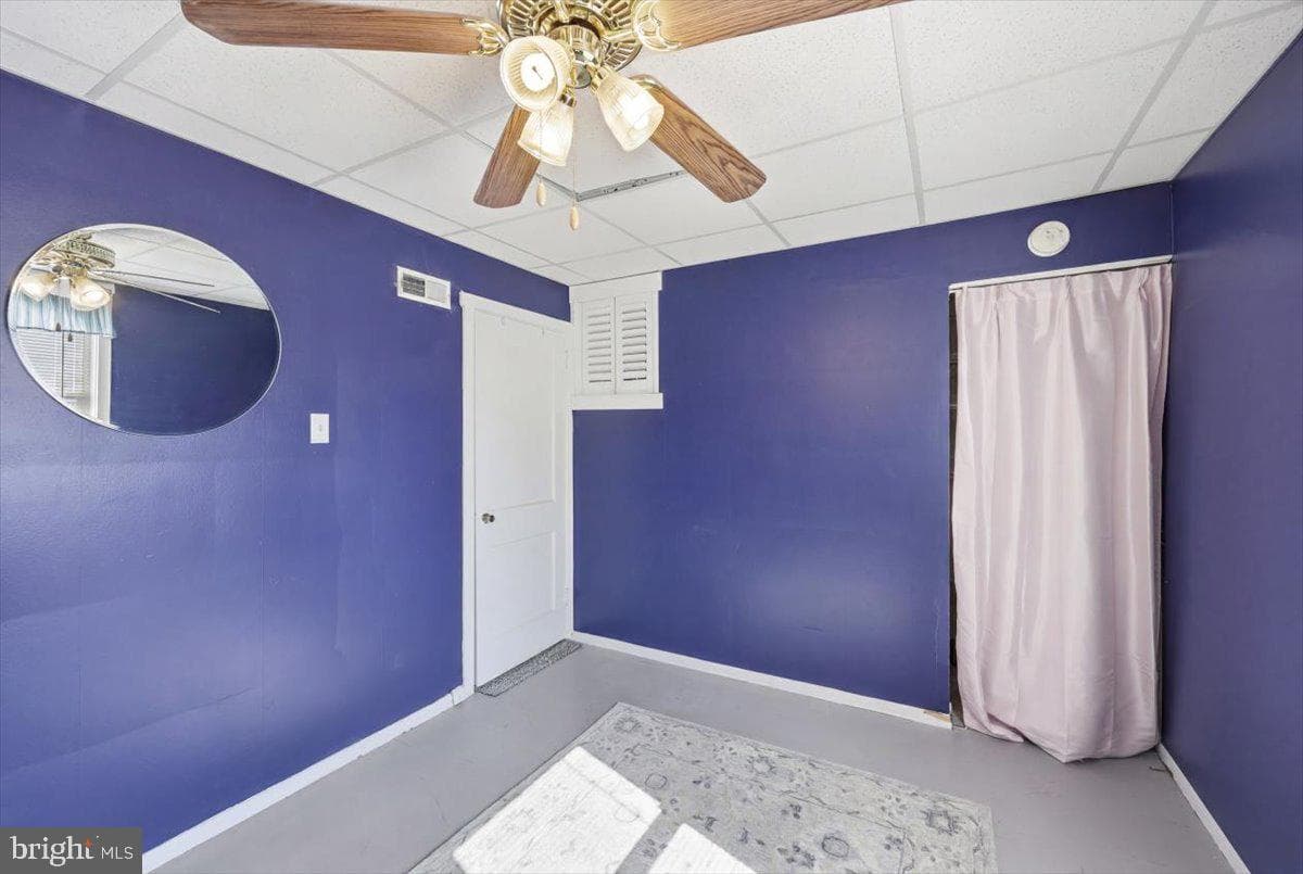 355 Hibbs Ave photo 13
