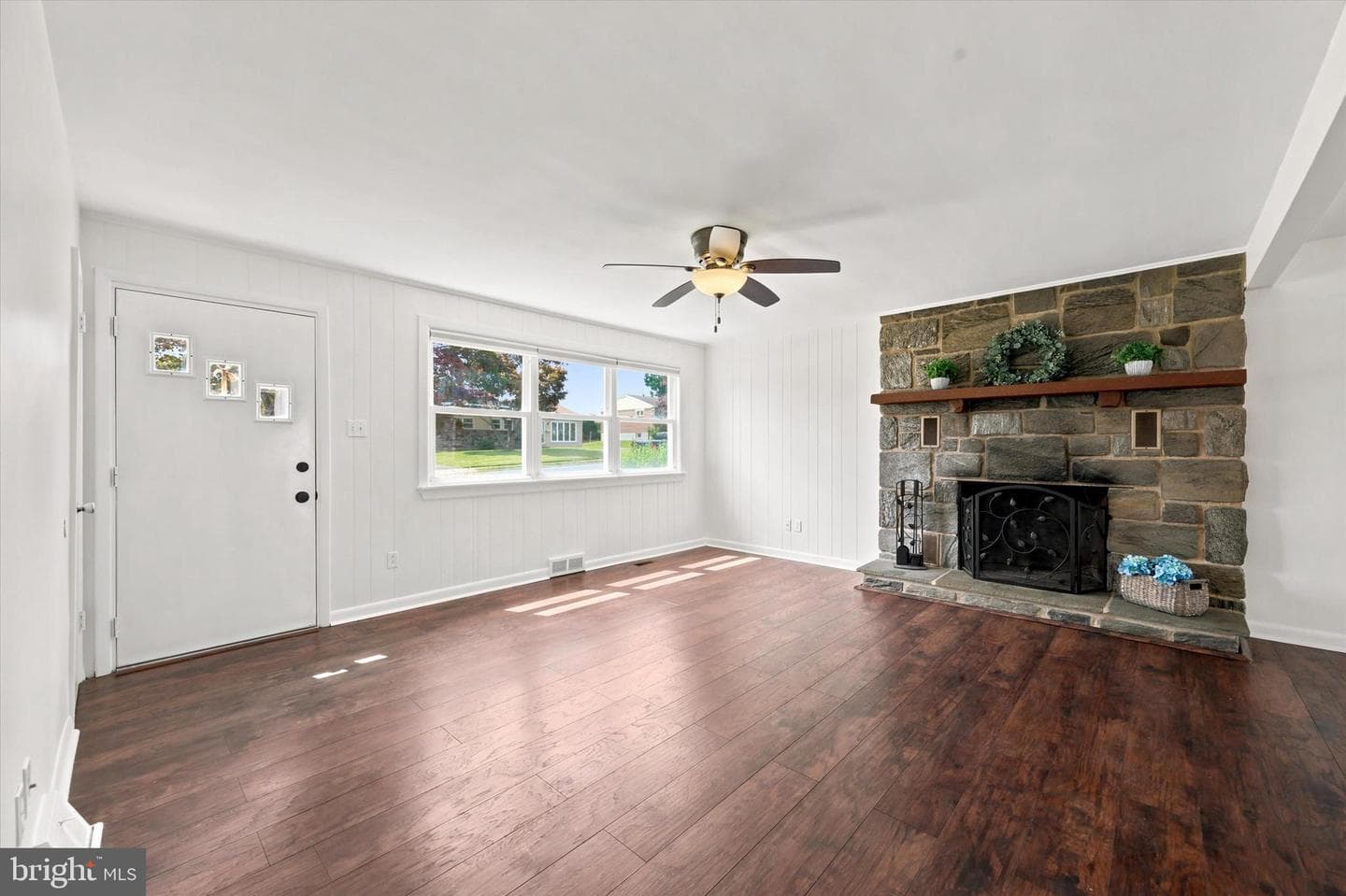 112 Tillman Lane photo 3