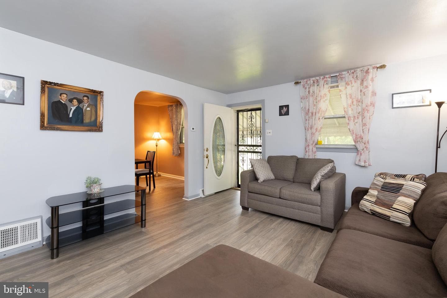 1136 Duncan Avenue photo 11