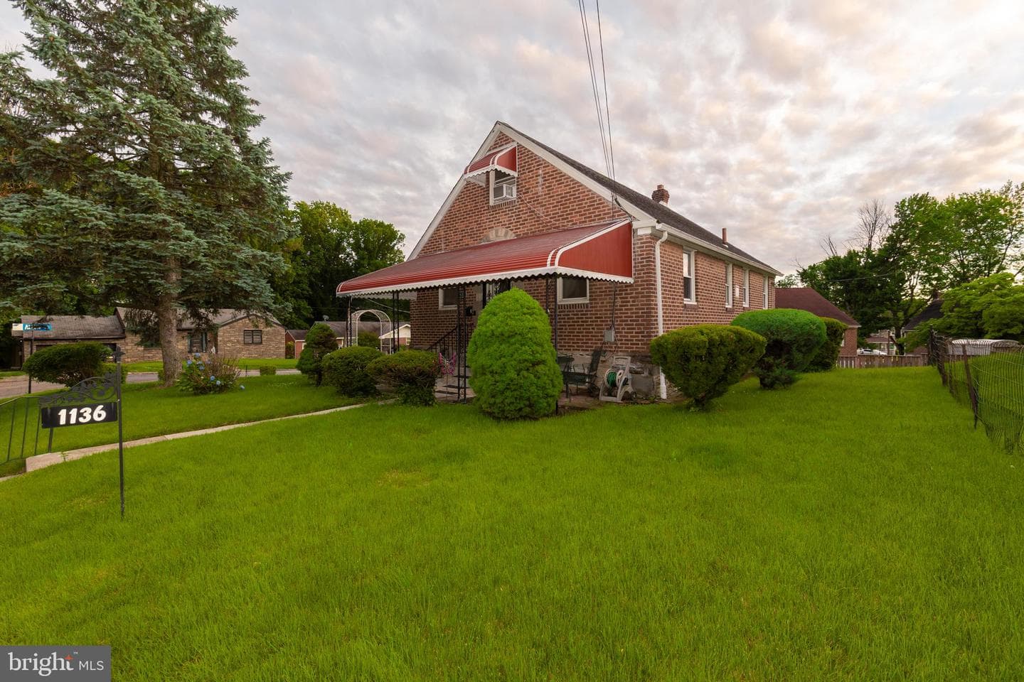 1136 Duncan Avenue photo 3