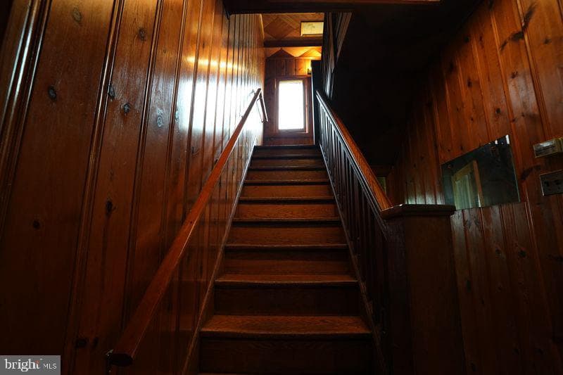 108 E Township Line Road photo 27