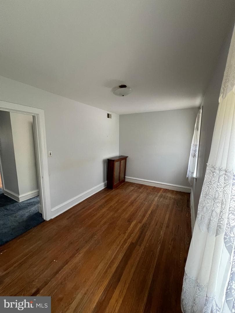 864 Martin Avenue photo 20