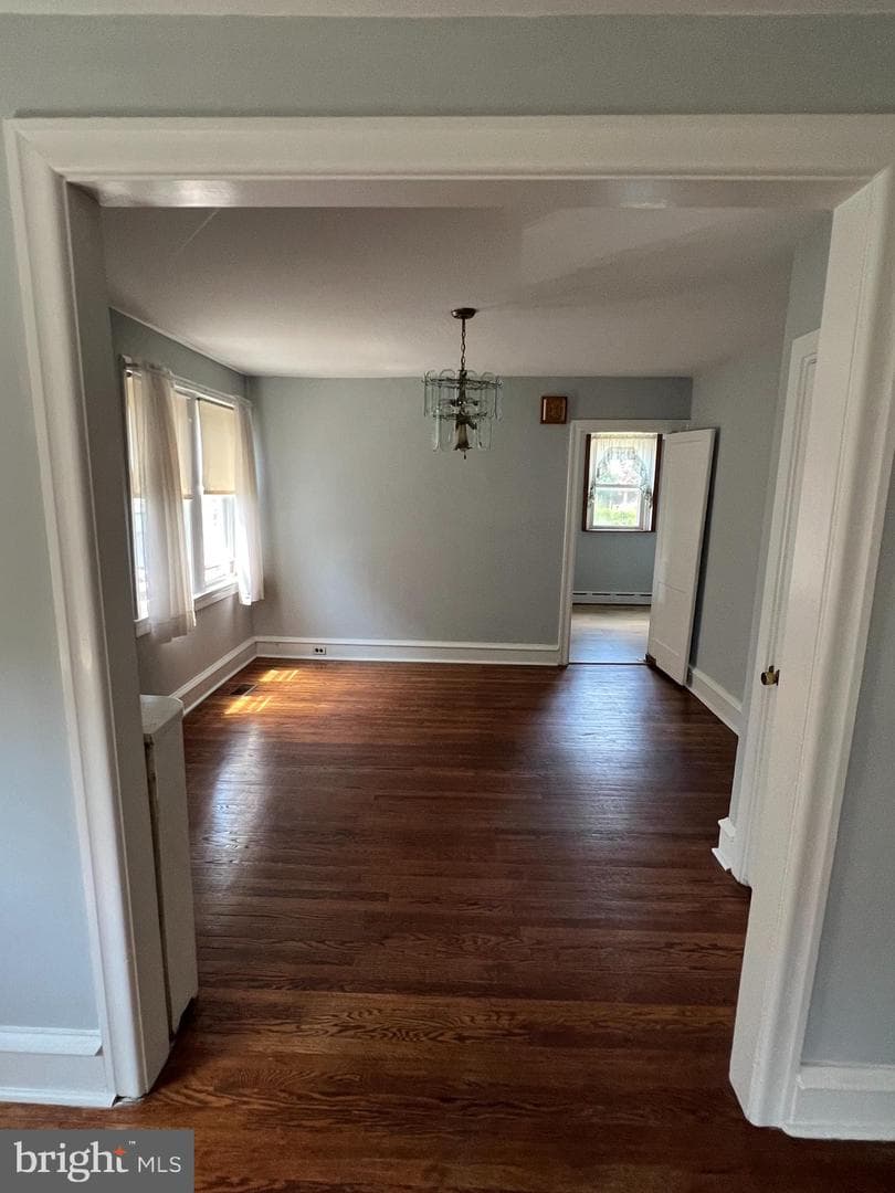 864 Martin Avenue photo 9