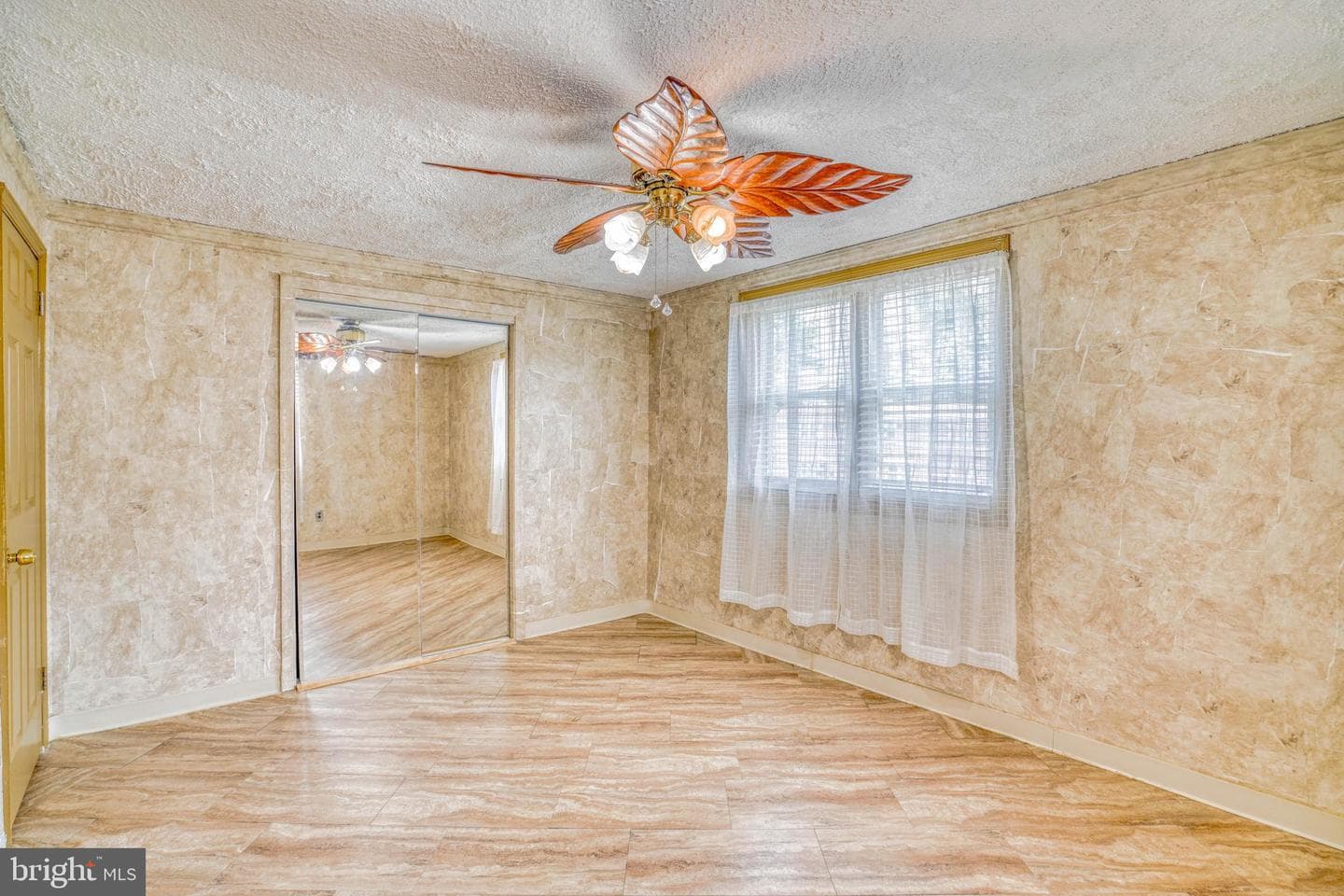 329 Laurel Road photo 25