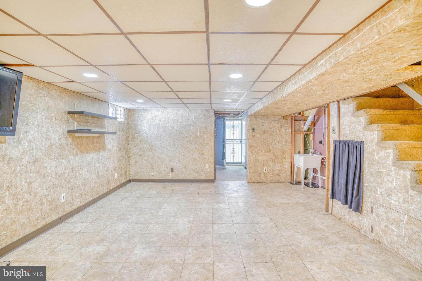 329 Laurel Road photo 31