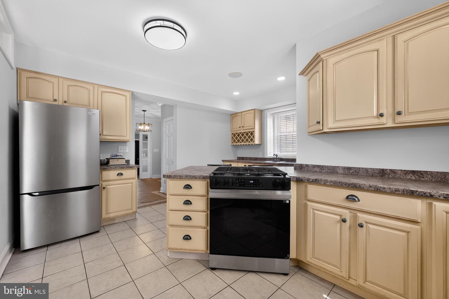 9 E Elbon Road photo 11