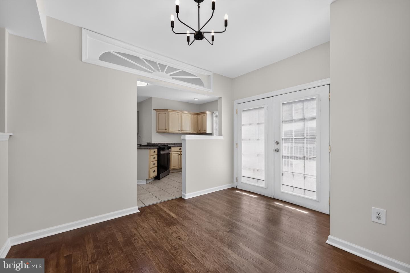 9 E Elbon Road photo 14