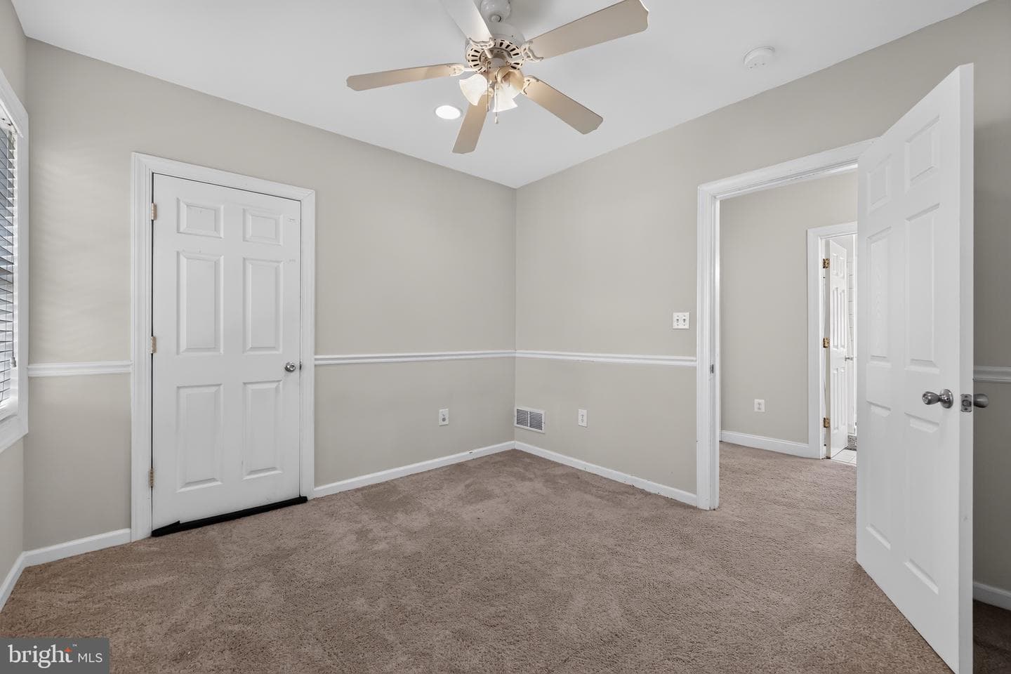 9 E Elbon Road photo 21