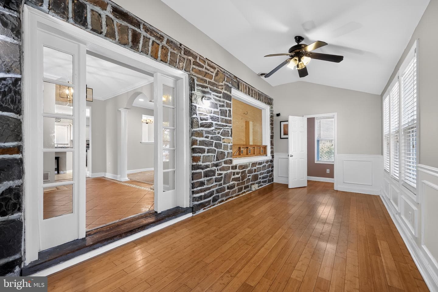 9 E Elbon Road photo 5