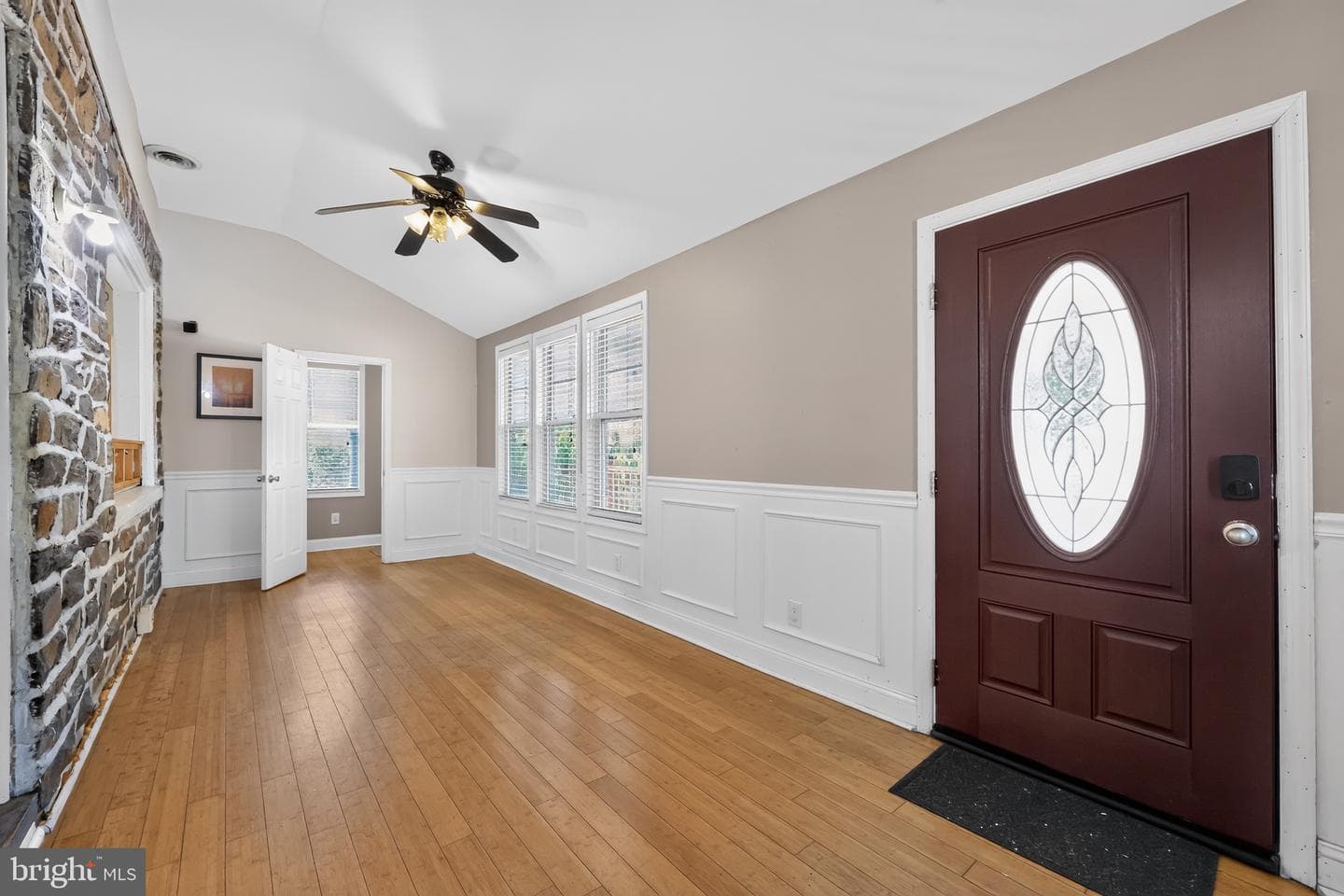 9 E Elbon Road photo 6