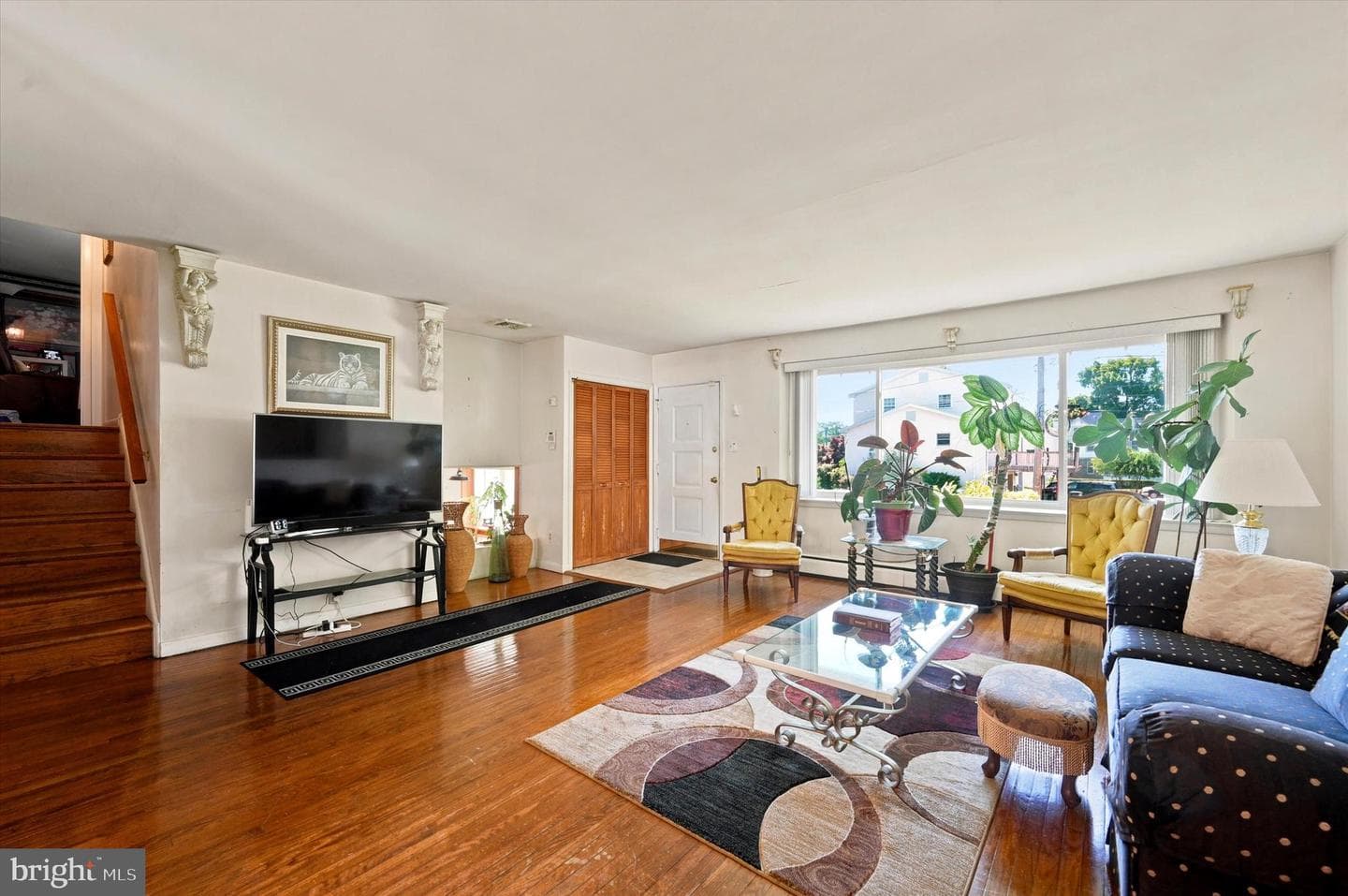 5 Drexel Avenue photo 4