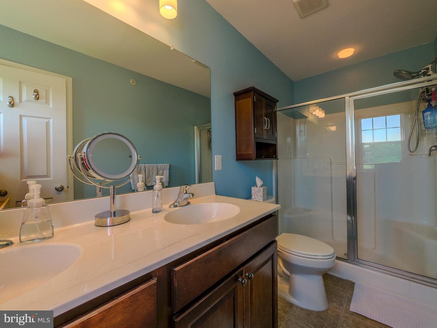 14 Faraday Court photo 64