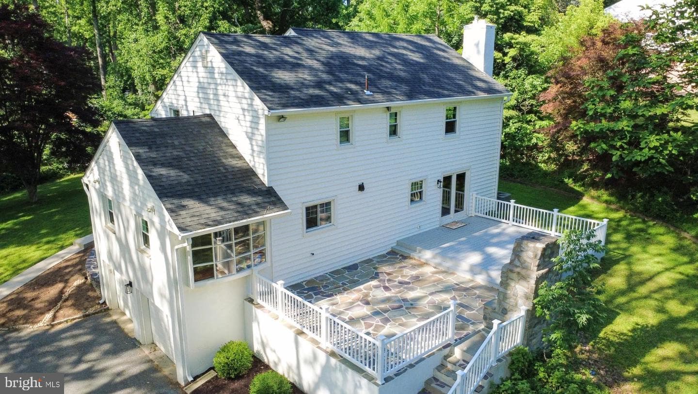 61 Chapel Hill Road, Media