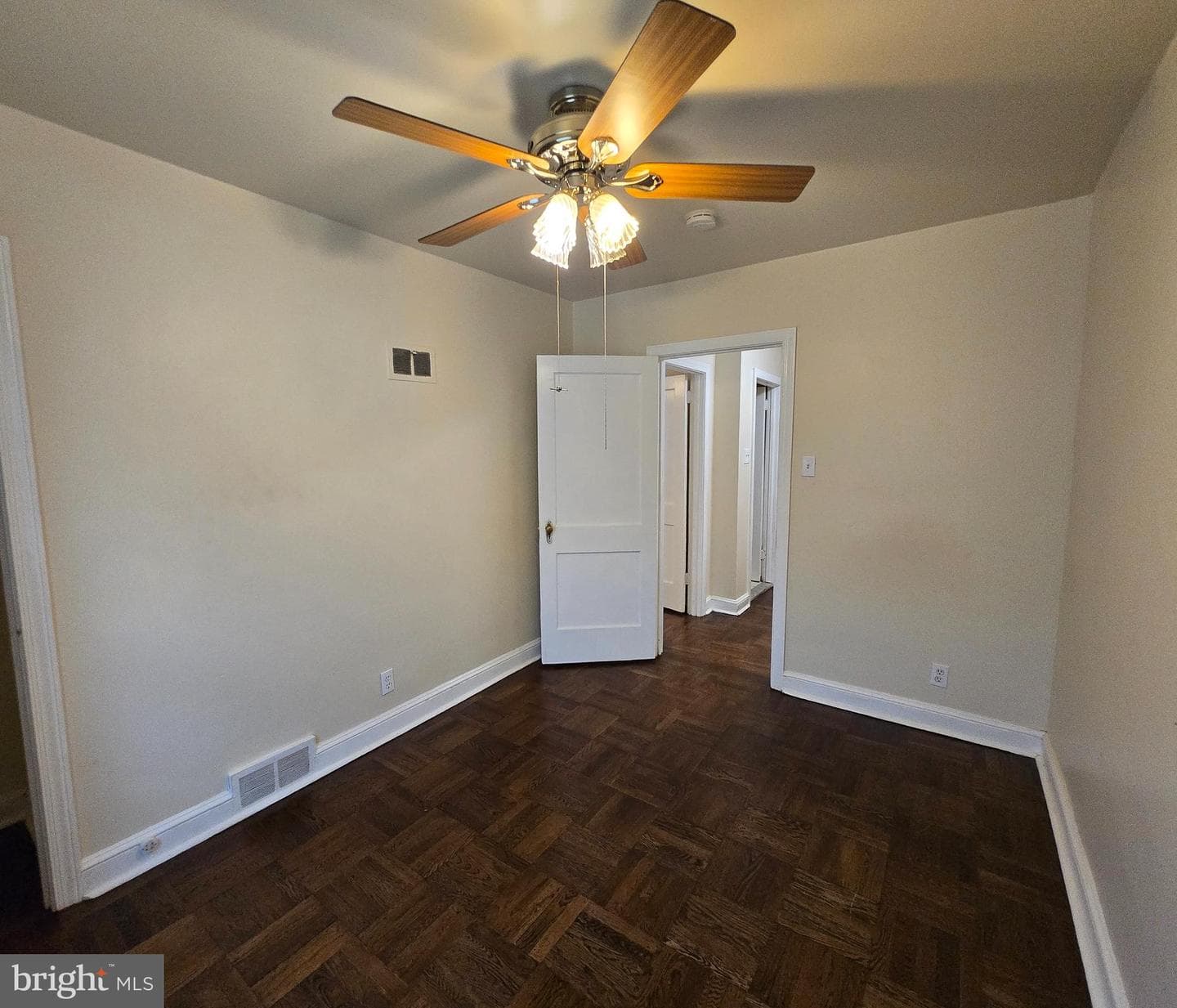 534 Rose Street photo 12