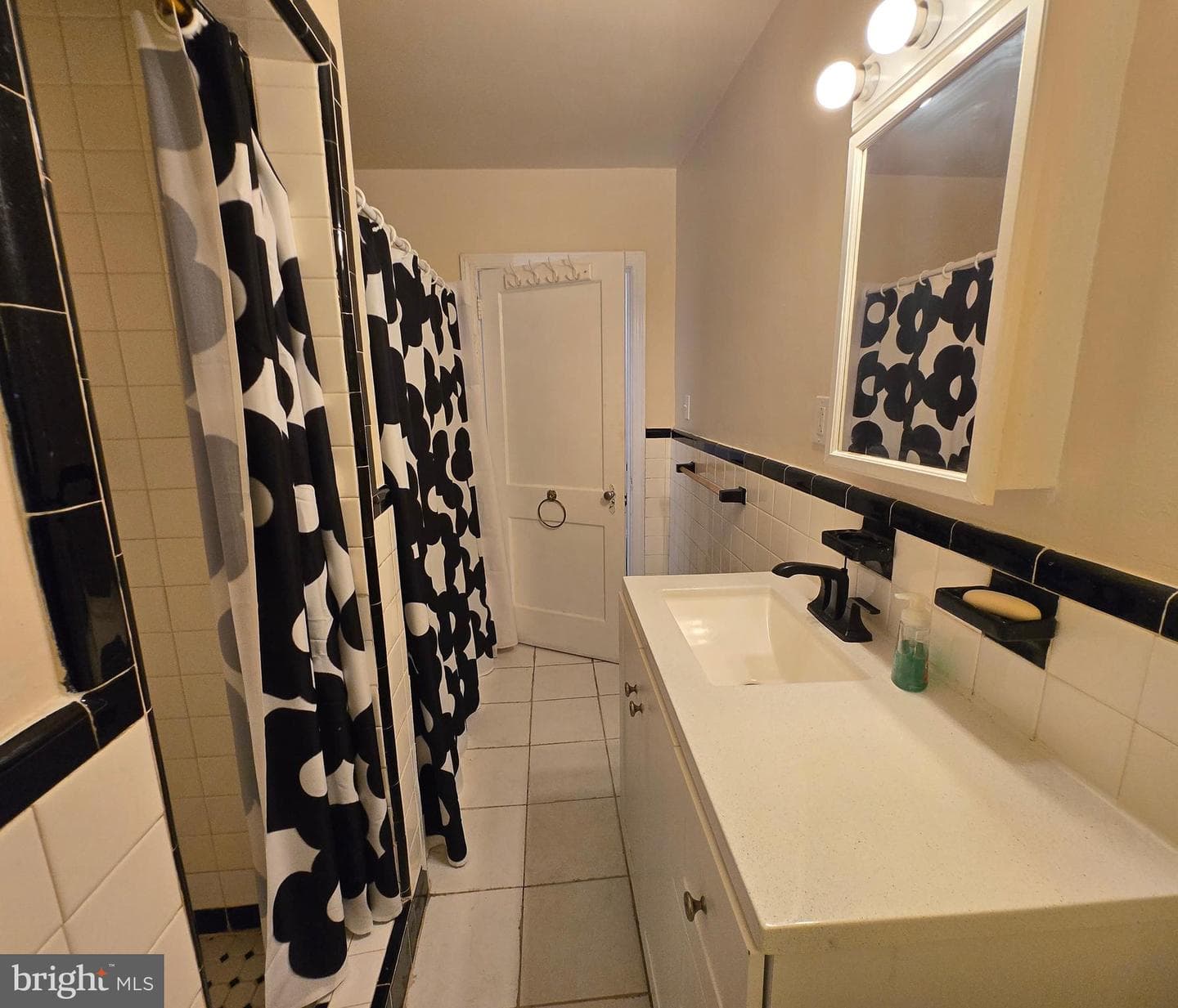 534 Rose Street photo 15