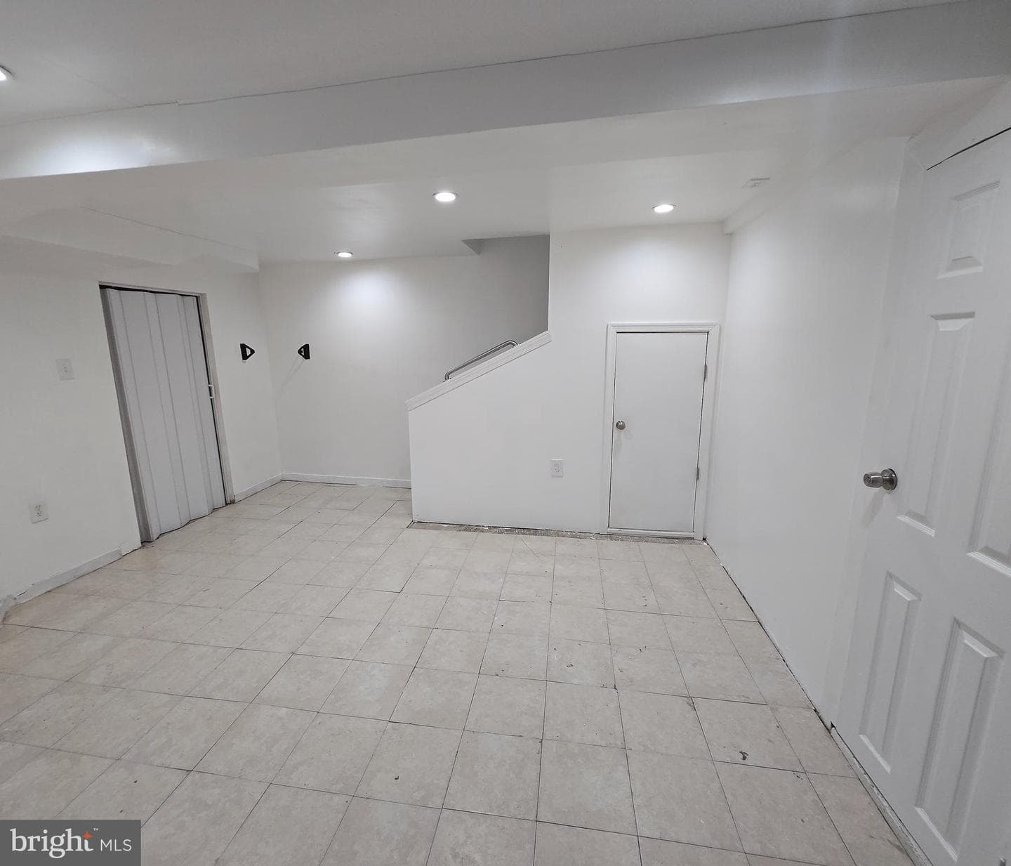 534 Rose Street photo 29