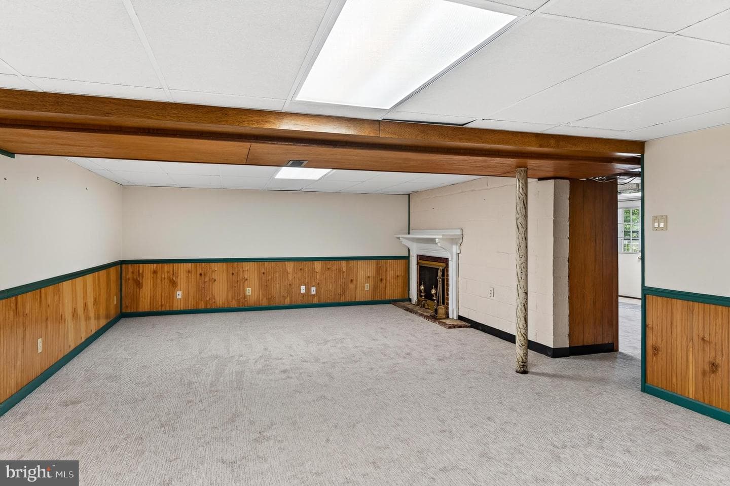 2741 Hillview Road photo 56
