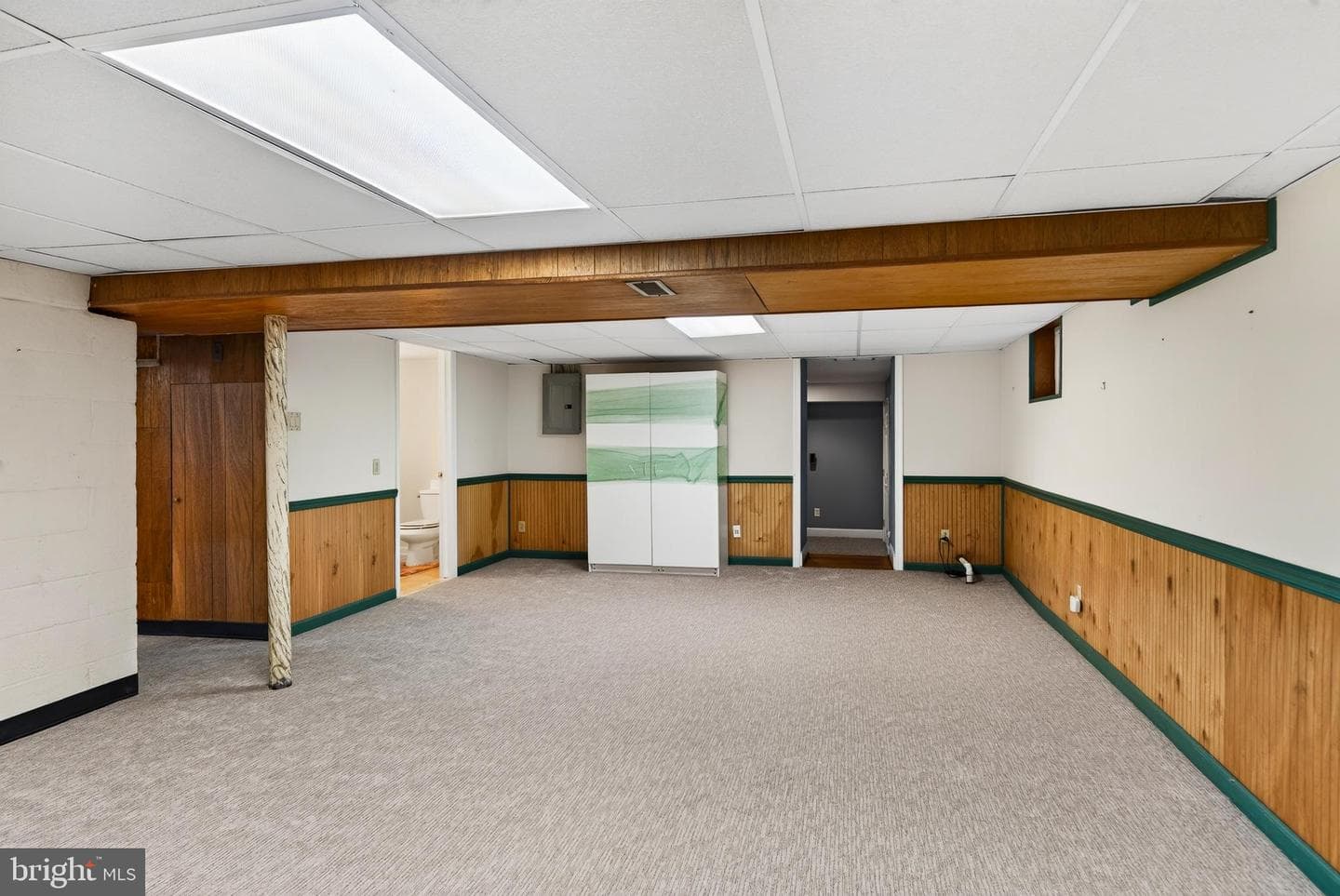 2741 Hillview Road photo 58