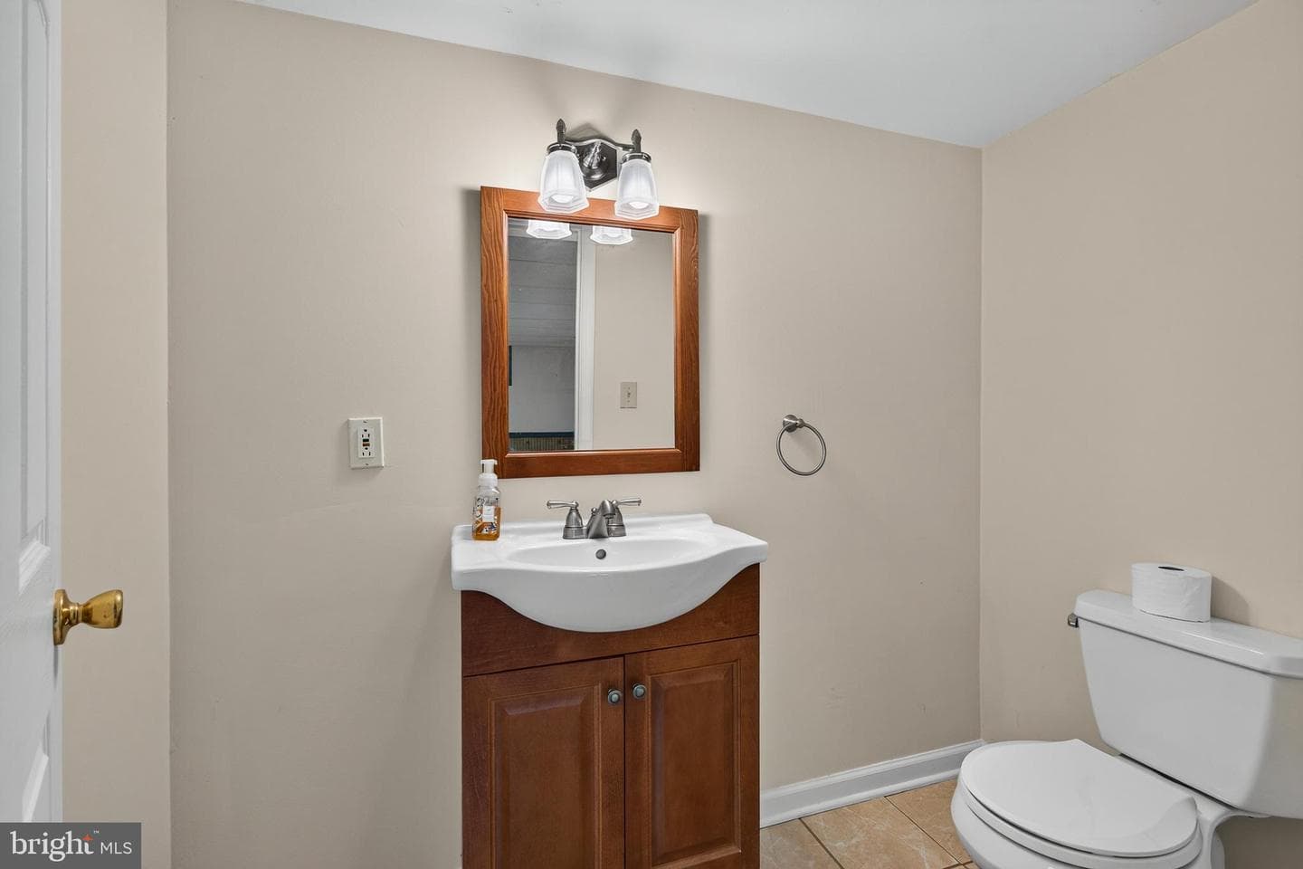 2741 Hillview Road photo 59