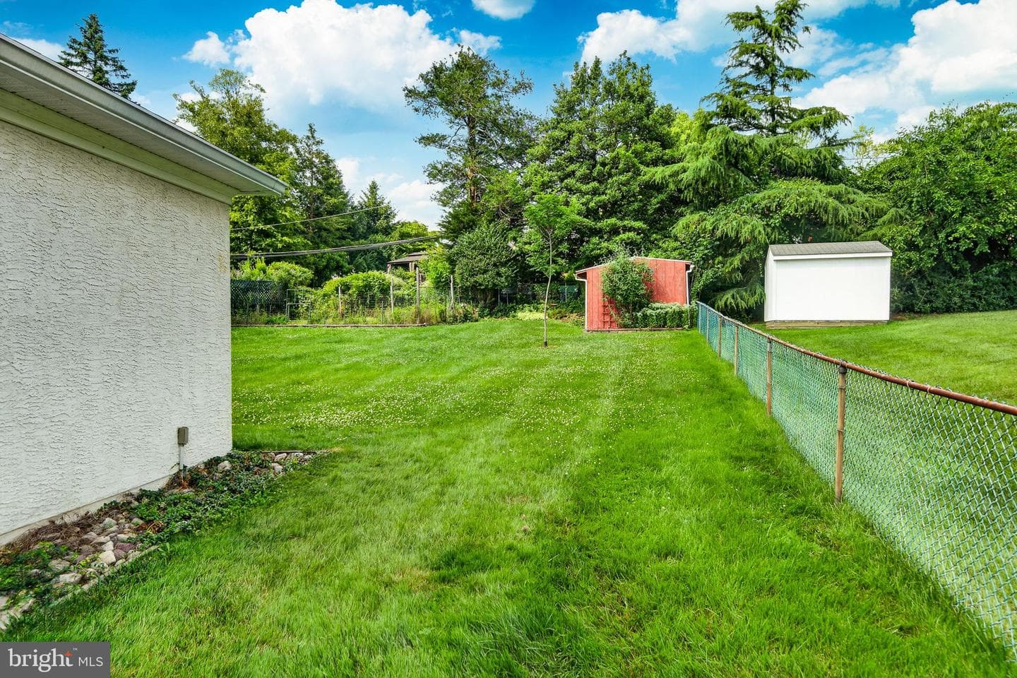 2741 Hillview Road photo 62