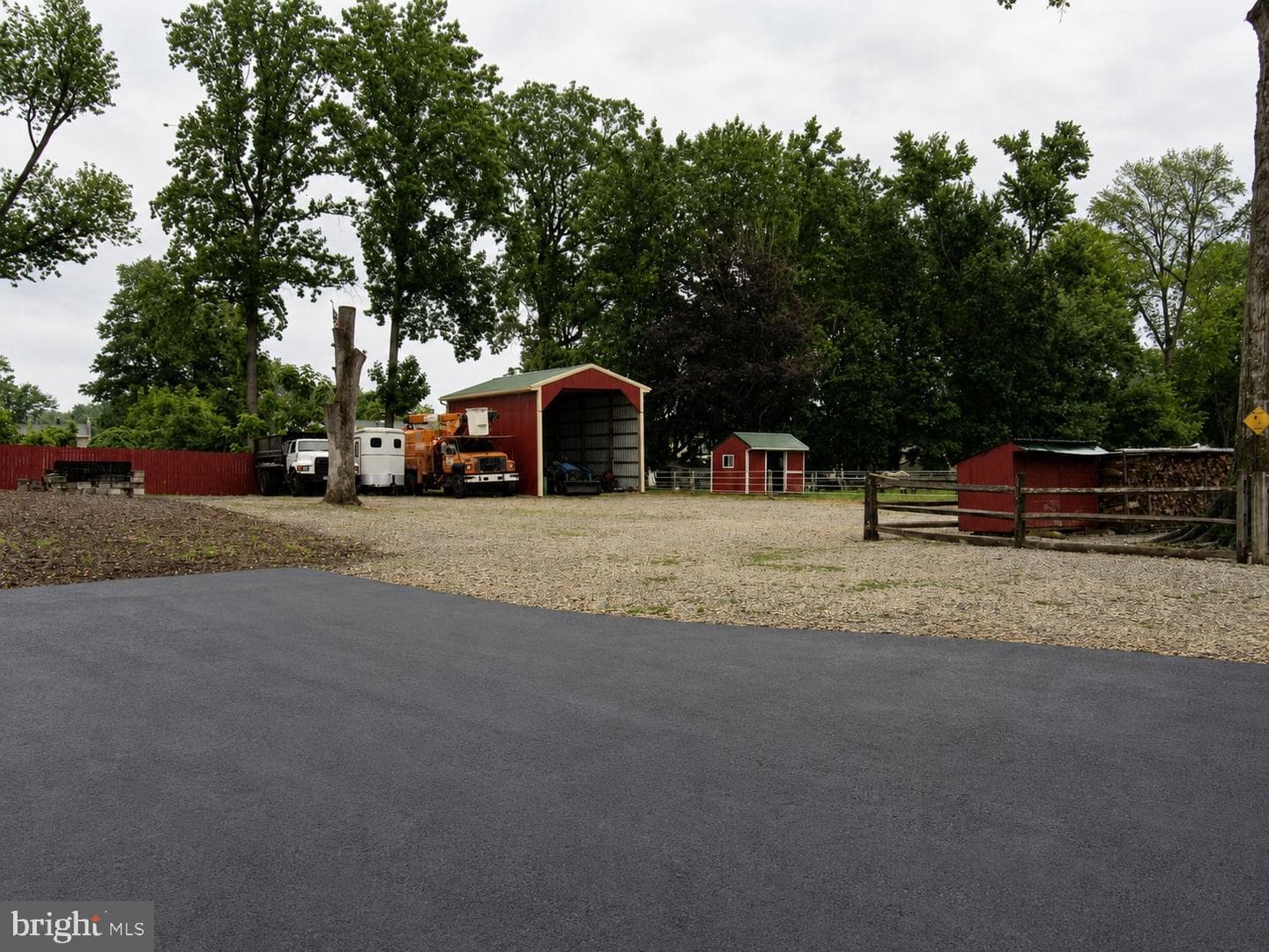 1819 Larkin Road photo 6