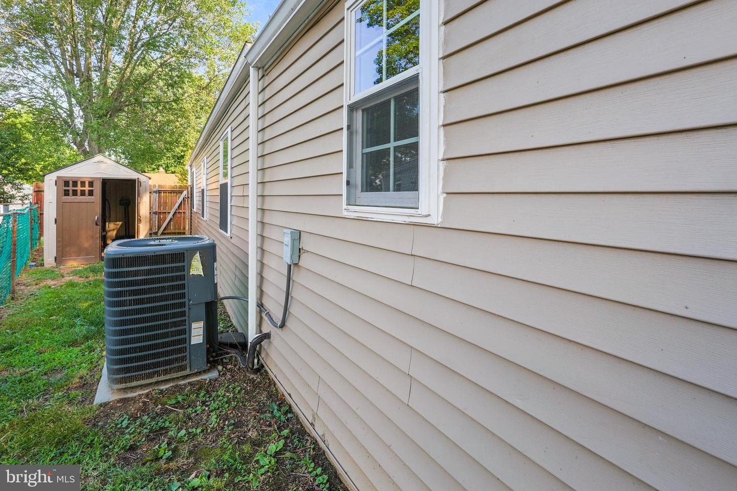 58 Florence Avenue photo 3