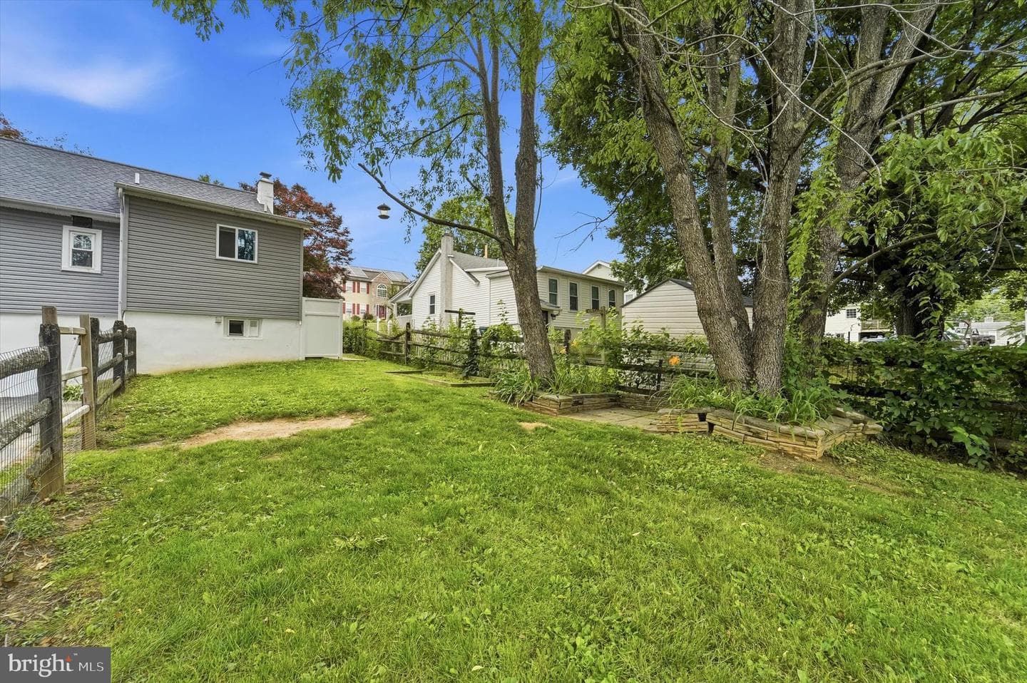 202 Highland Avenue photo 6